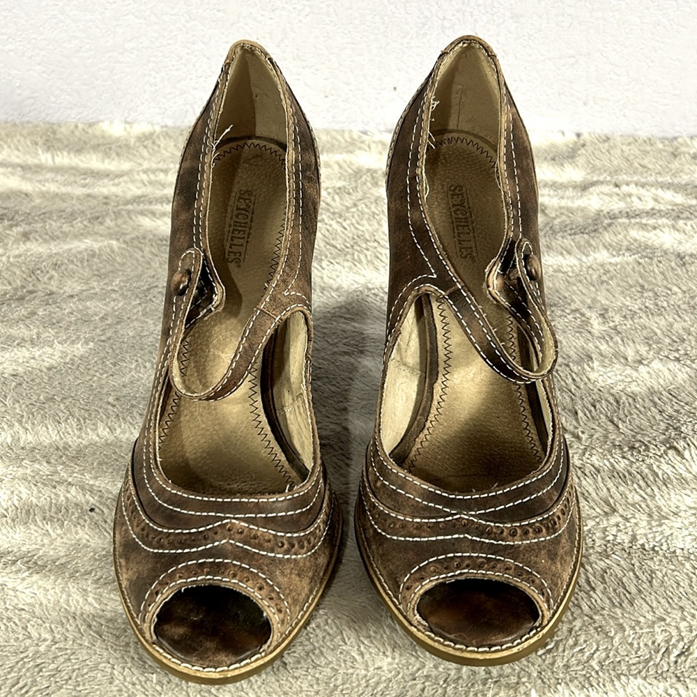 SEYCHELLES brown distressed leather skinny, wedge peep toe, Mary Jane heels 9
